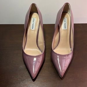 Steve Madden Mauve Size 11 Shoes. 4.25 inch heel. Never worn.